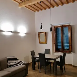 Valeria Italia