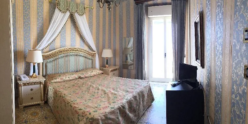 Hotel Villa Riis Taormina
