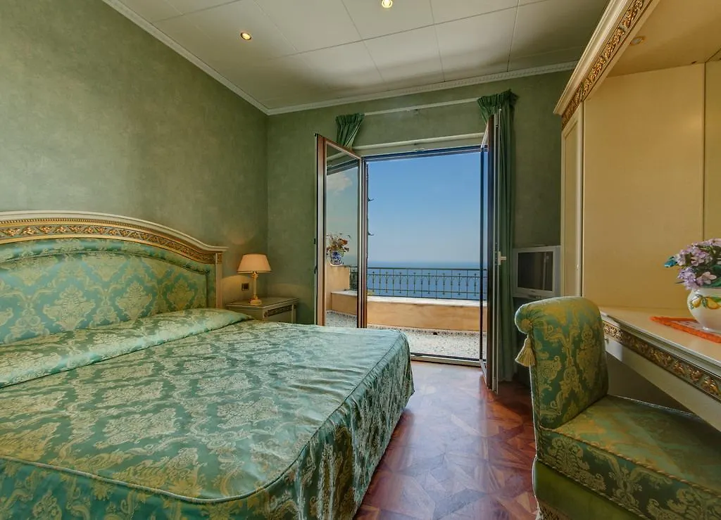 Hotel Villa Riis Taormina