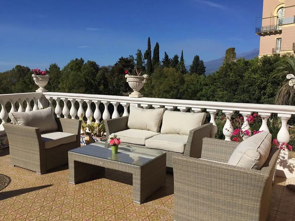 Hotel Villa Riis Taormina 4*,  Italy