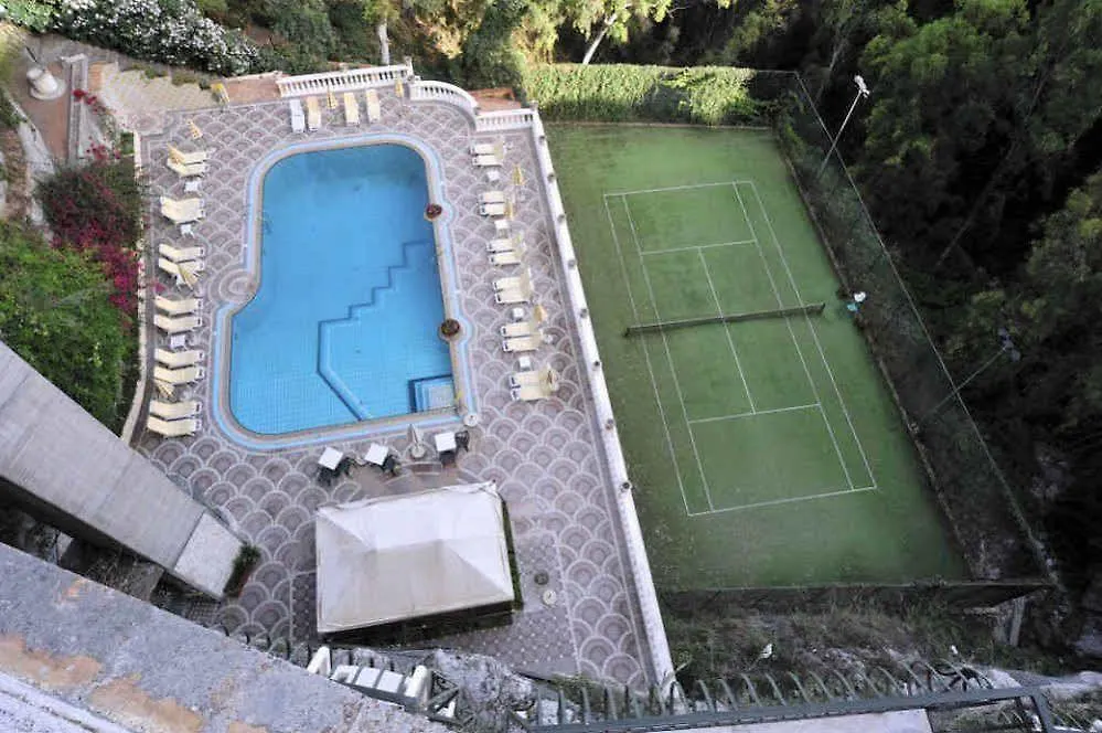 Hotel Villa Riis Taormina