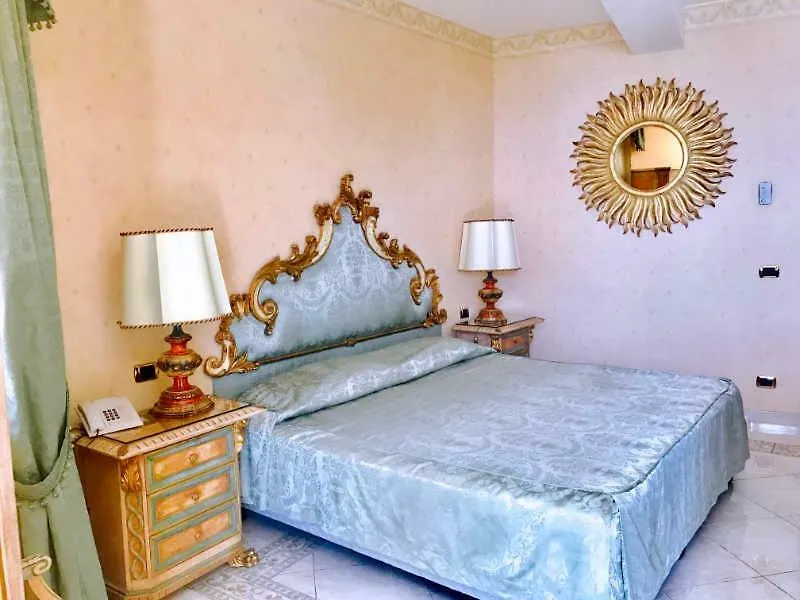 Hotel Villa Riis Taormina 4*,  Italy
