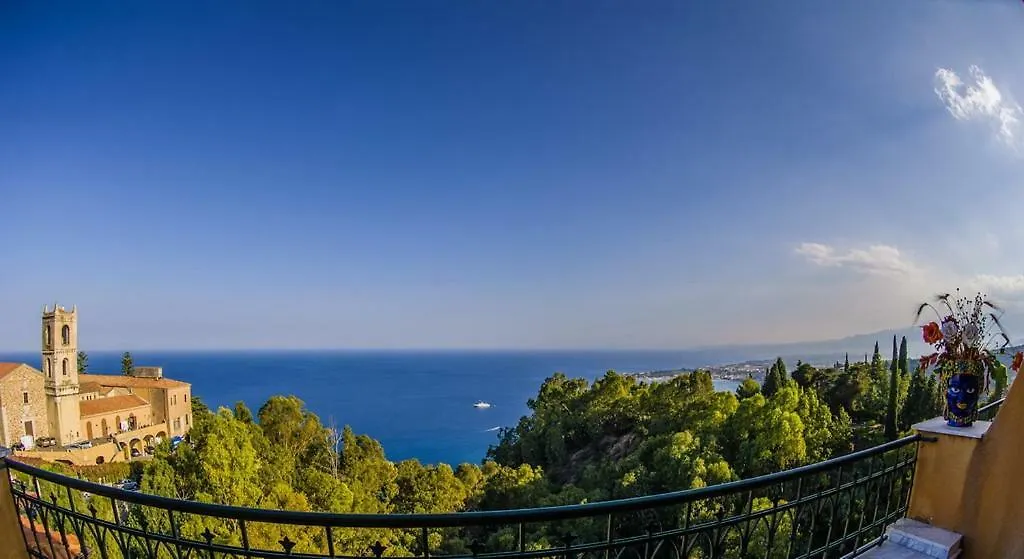 Hotel Villa Riis Taormina