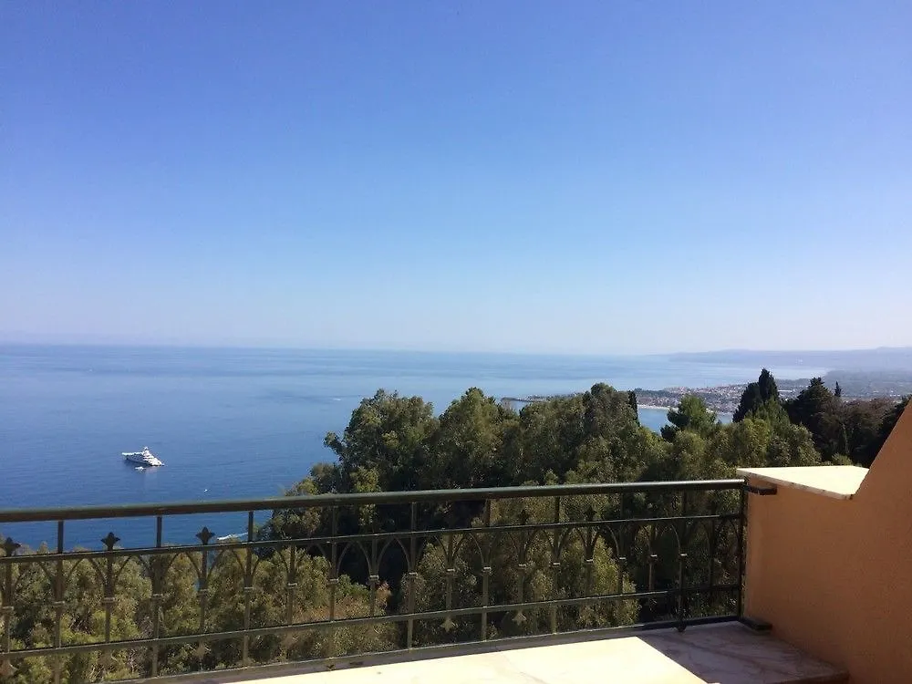 Hotel Villa Riis Taormina